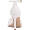 Vince Camuto Women’s Blaine Heeled Sandal(Bianco)