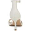 Vince Camuto womens Febe(Creamy White)